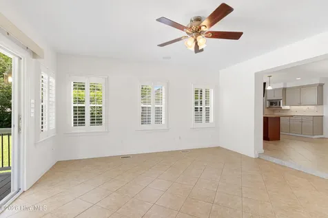 117 Hodges Street Morehead City NC 28557