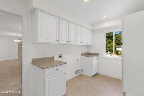 117 Hodges Street Morehead City NC 28557
