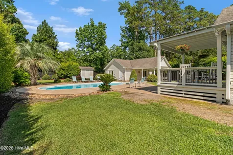 117 Hodges Street Morehead City NC 28557
