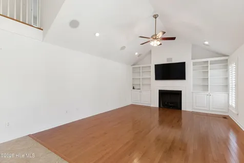 117 Hodges Street Morehead City NC 28557