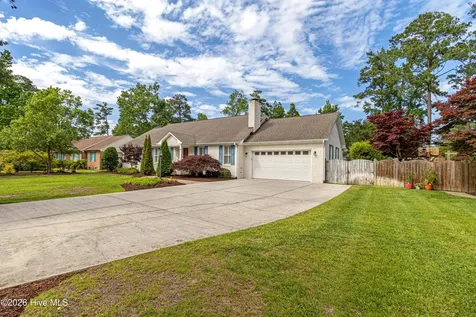 117 Hodges Street Morehead City NC 28557