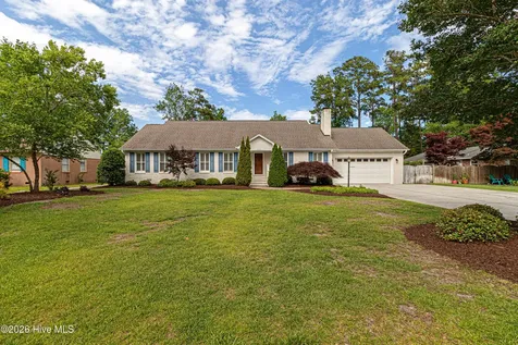 117 Hodges Street Morehead City NC 28557
