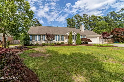 117 Hodges Street Morehead City NC 28557