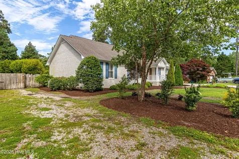 117 Hodges Street Morehead City NC 28557