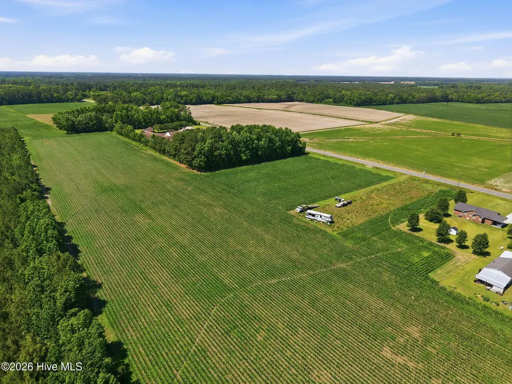 1795 1825 Highway 58 S Kinston NC 28501