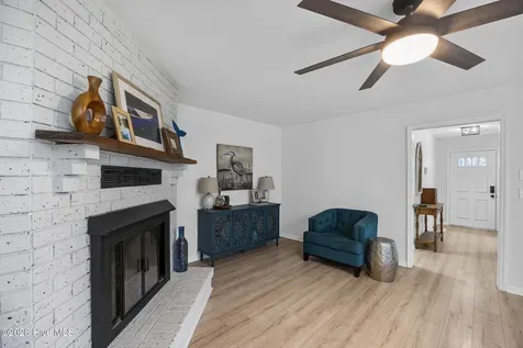 303 Long Leaf Drive Hampstead NC 28443