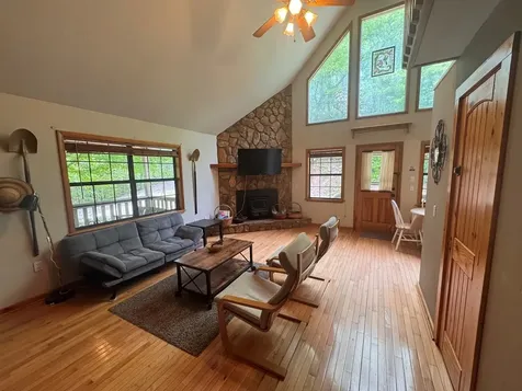 256 High Top Lane Andrews NC 28901