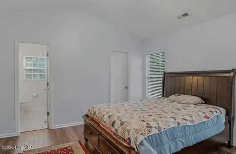 709 Foy Avenue Maysville NC 28555
