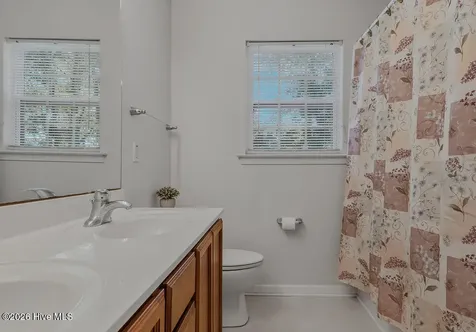 709 Foy Avenue Maysville NC 28555
