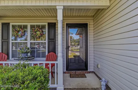 709 Foy Avenue Maysville NC 28555