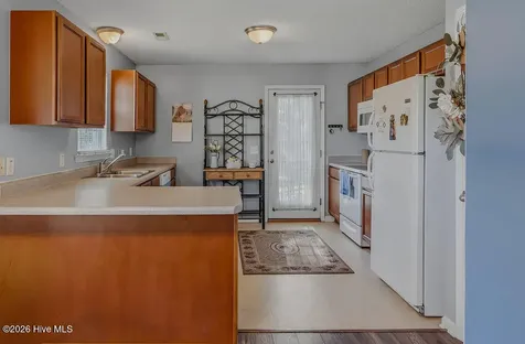 709 Foy Avenue Maysville NC 28555