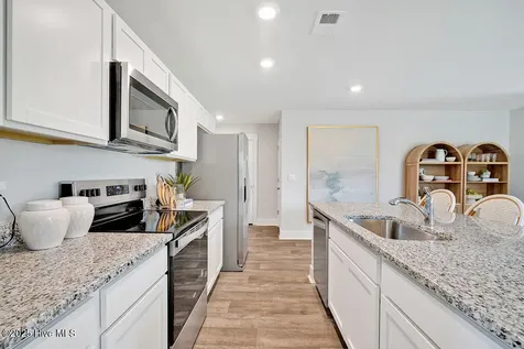 1564 Gunnel Drive SE Winnabow NC 28479