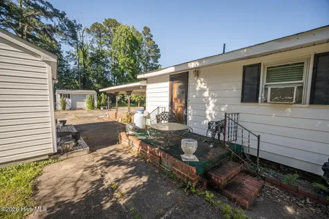 210 Hines Avenue Elizabeth City NC 27909