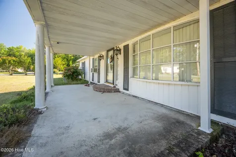 210 Hines Avenue Elizabeth City NC 27909