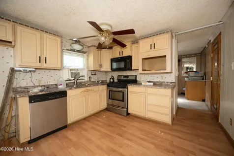 210 Hines Avenue Elizabeth City NC 27909