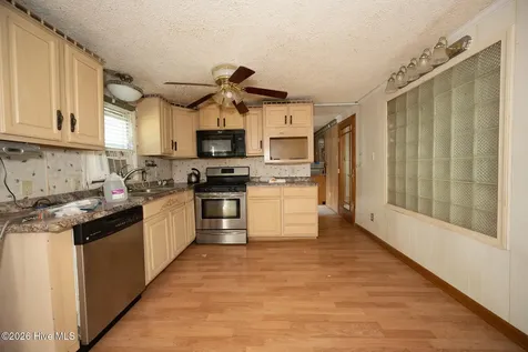 210 Hines Avenue Elizabeth City NC 27909