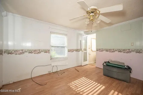 210 Hines Avenue Elizabeth City NC 27909