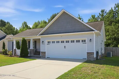 322 Tamarack Drive Ayden NC 28513