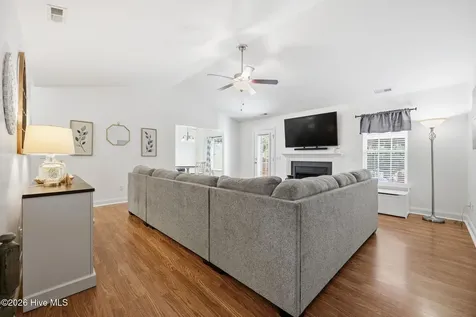 322 Tamarack Drive Ayden NC 28513