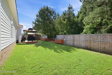 322 Tamarack Drive Ayden NC 28513