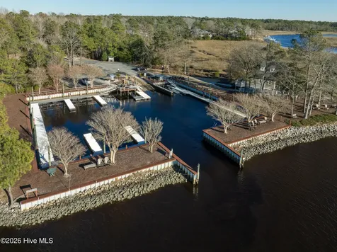 1568 Brushwood Court SE Bolivia NC 28422