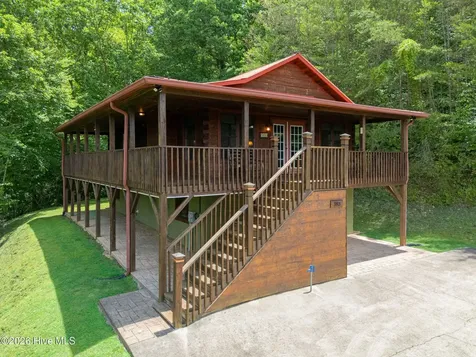 383 Hy Cobb Drive Murphy NC 28906