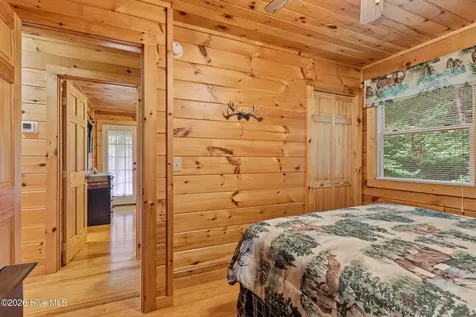 383 Hy Cobb Drive Murphy NC 28906