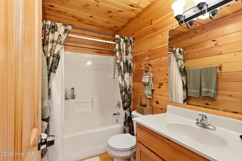 383 Hy Cobb Drive Murphy NC 28906