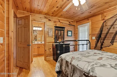 383 Hy Cobb Drive Murphy NC 28906