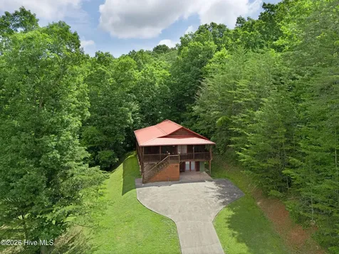383 Hy Cobb Drive Murphy NC 28906