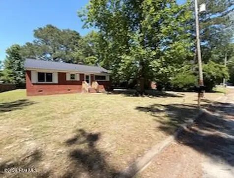 102 House Street Robersonville NC 27871