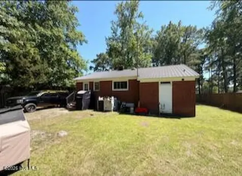 102 House Street Robersonville NC 27871