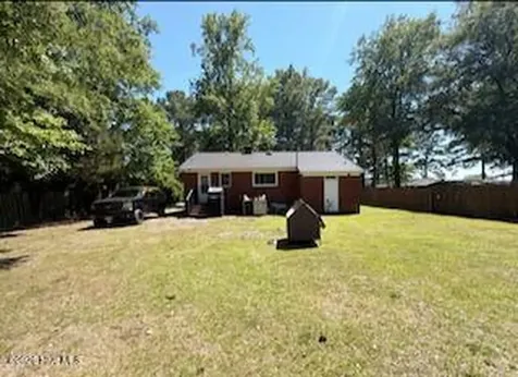 102 House Street Robersonville NC 27871