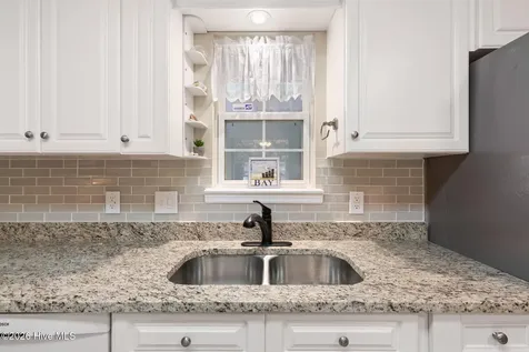 105 NE 15th Street Oak Island NC 28465