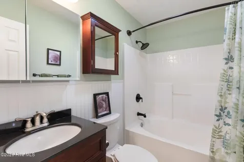 105 NE 15th Street Oak Island NC 28465