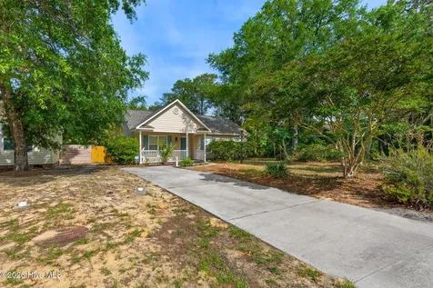 105 NE 15th Street Oak Island NC 28465