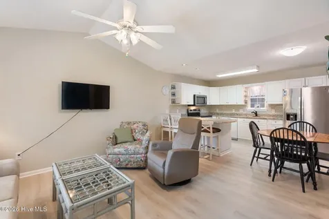 105 NE 15th Street Oak Island NC 28465