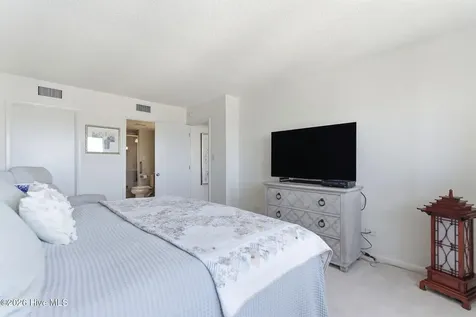 322 Causeway Drive Wrightsville Beach NC 28480