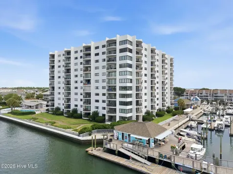 322 Causeway Drive Wrightsville Beach NC 28480
