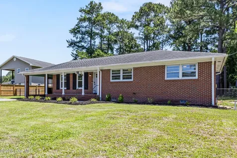 501 Robert E Lee Drive Wilmington NC 28412