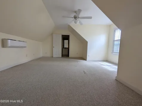 4908 Shaftesbury Place Wilmington NC 28409