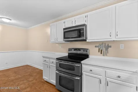 382 Riggs Road Hubert NC 28539
