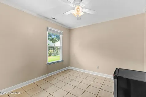 382 Riggs Road Hubert NC 28539