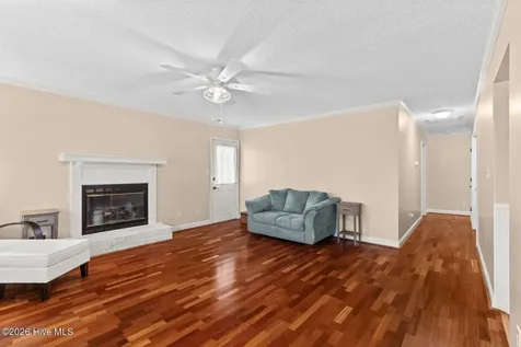 382 Riggs Road Hubert NC 28539