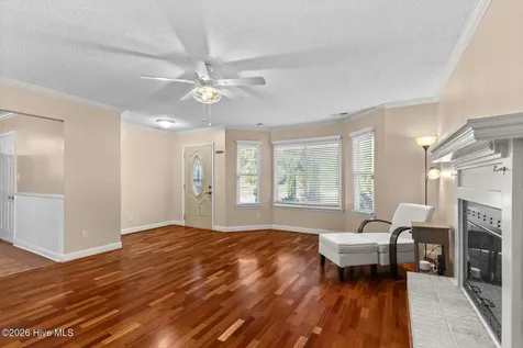 382 Riggs Road Hubert NC 28539