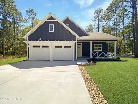 1216 Jefferson Road Boiling Spring Lakes NC 28461