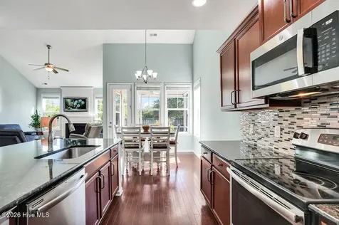 633 Steele Loop Wilmington NC 28411