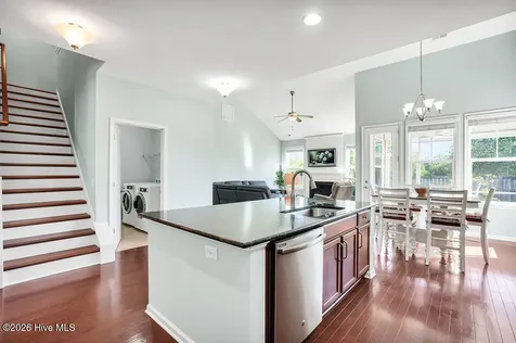 633 Steele Loop Wilmington NC 28411