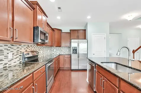 633 Steele Loop Wilmington NC 28411