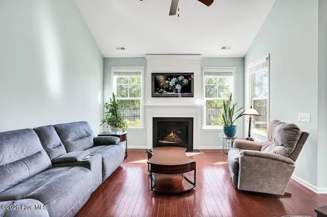 633 Steele Loop Wilmington NC 28411